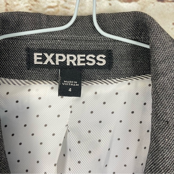 Express Gray Fitted Blazer Sz 4 Lined One Button Pockets Jacket Career - Picture 4 of 8